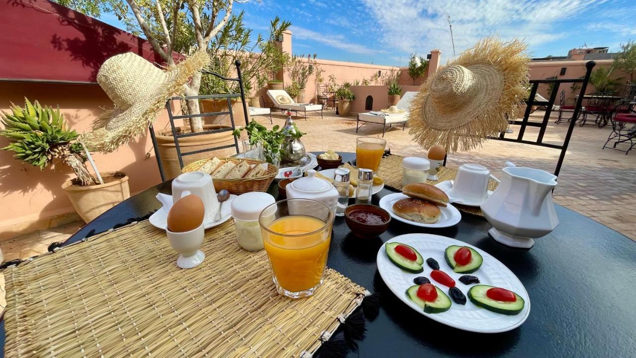 رياض دار فندق مراكش المظهر الخارجي الصورة