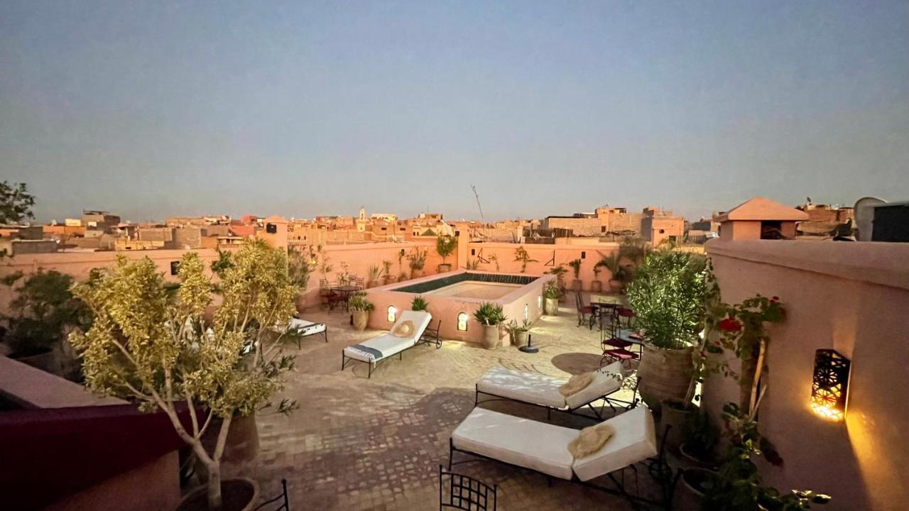 رياض دار فندق مراكش المظهر الخارجي الصورة