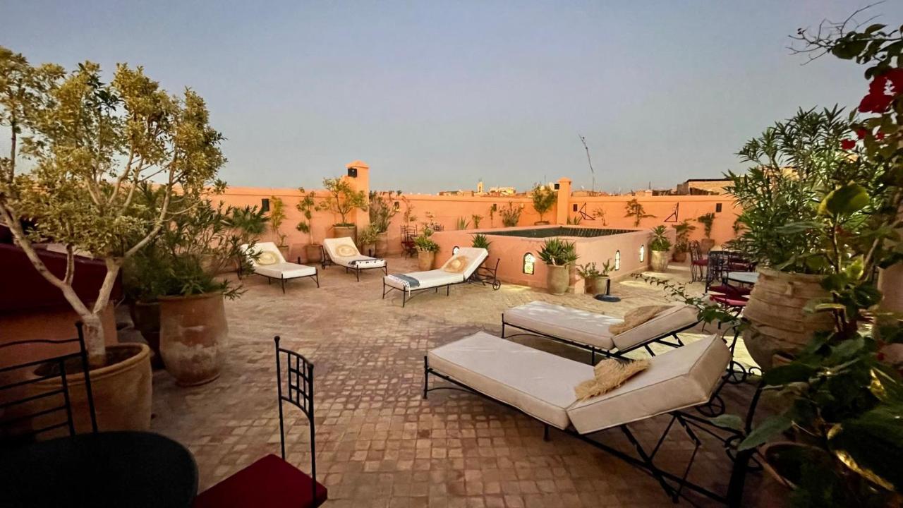 رياض دار فندق مراكش المظهر الخارجي الصورة